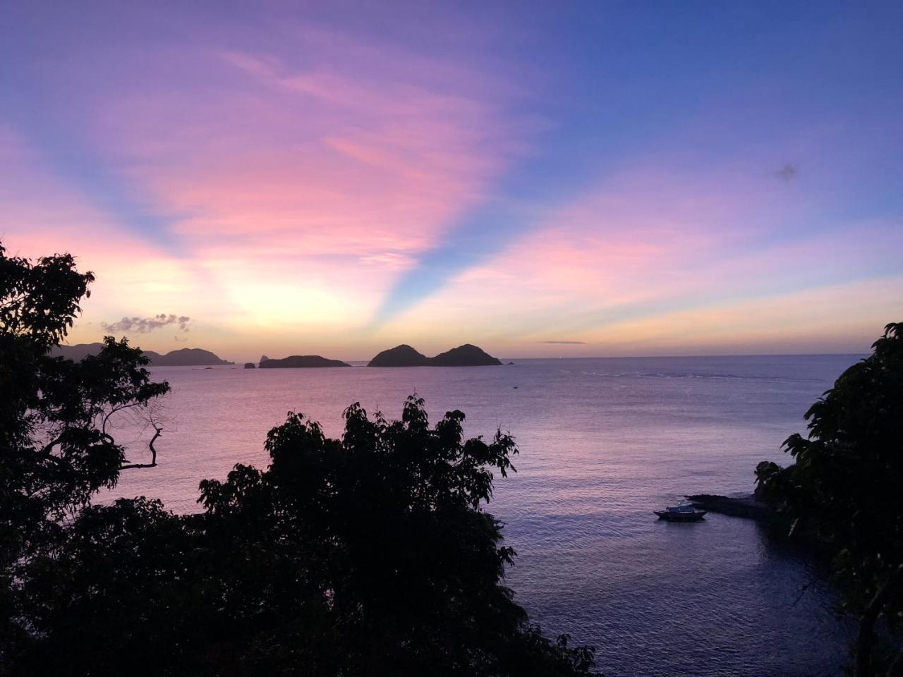 Sunny Island Resort (Adults Only) 爱妮岛 外观 照片